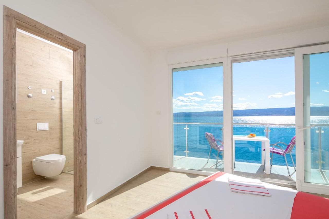 Absolute Beach Holidays Apartamento Dugi Rat Exterior foto