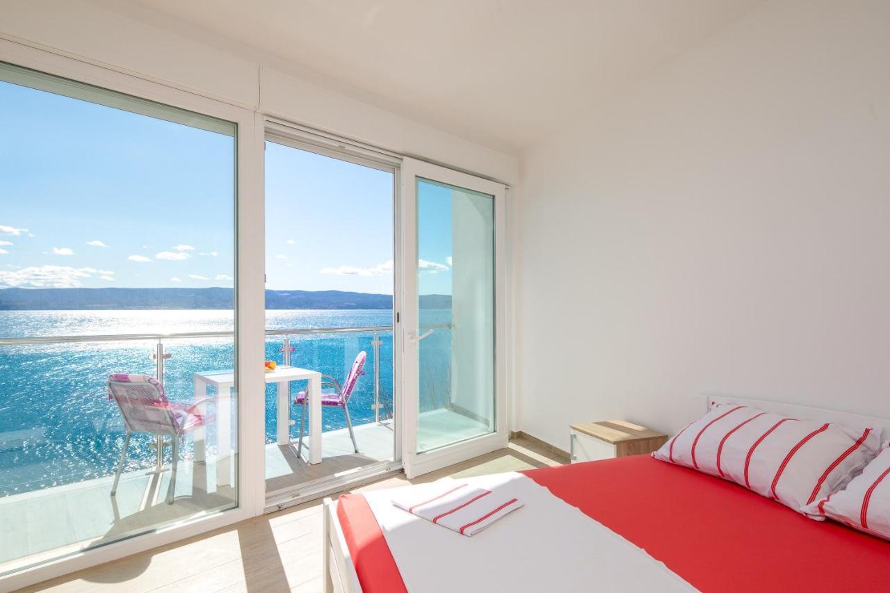 Absolute Beach Holidays Apartamento Dugi Rat Exterior foto